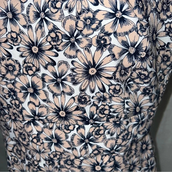Banana Republic Halter Floral Dress Size 6P - Picture 3 of 4